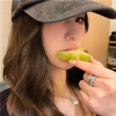 黄阿丽:小眼镜蛇
